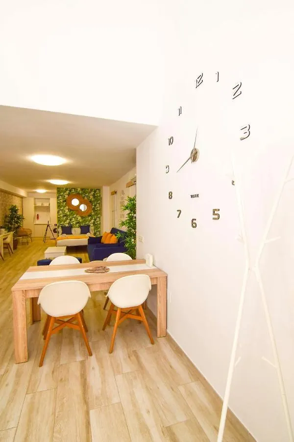 Letmalaga Dos Aceras Plaza Apartment